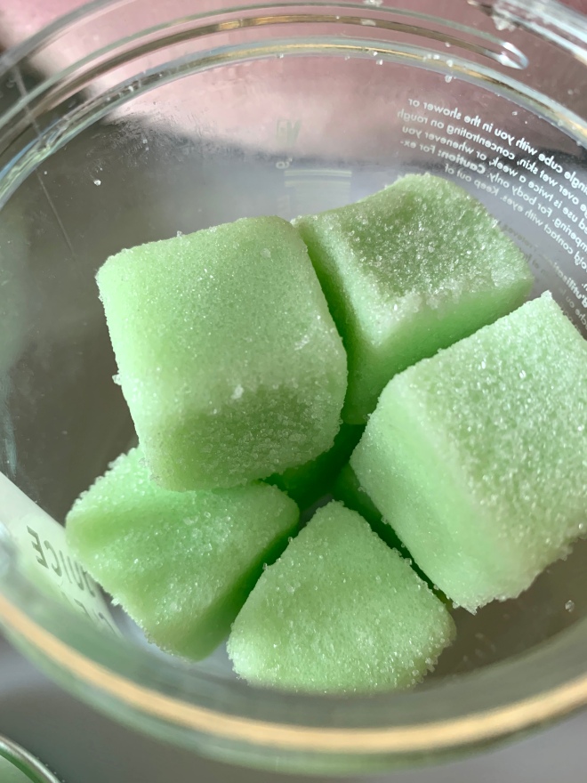 harper and ari juice cleanse sugar cubes from fabfitfun fall 2019